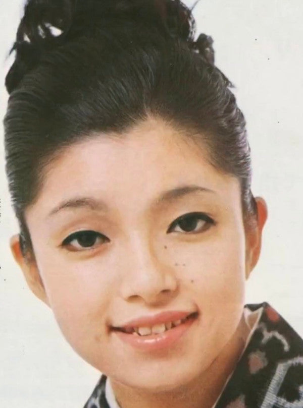 英亜里