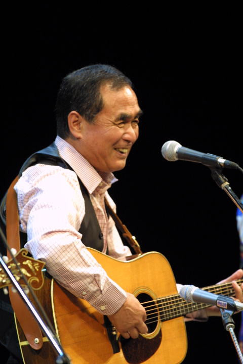 Tomoya Takaishi