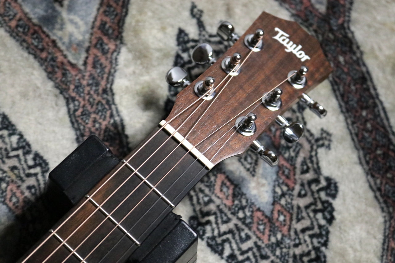 Taylor BT1 (Baby Taylor Walnut) [Taylor certified repairman worker]