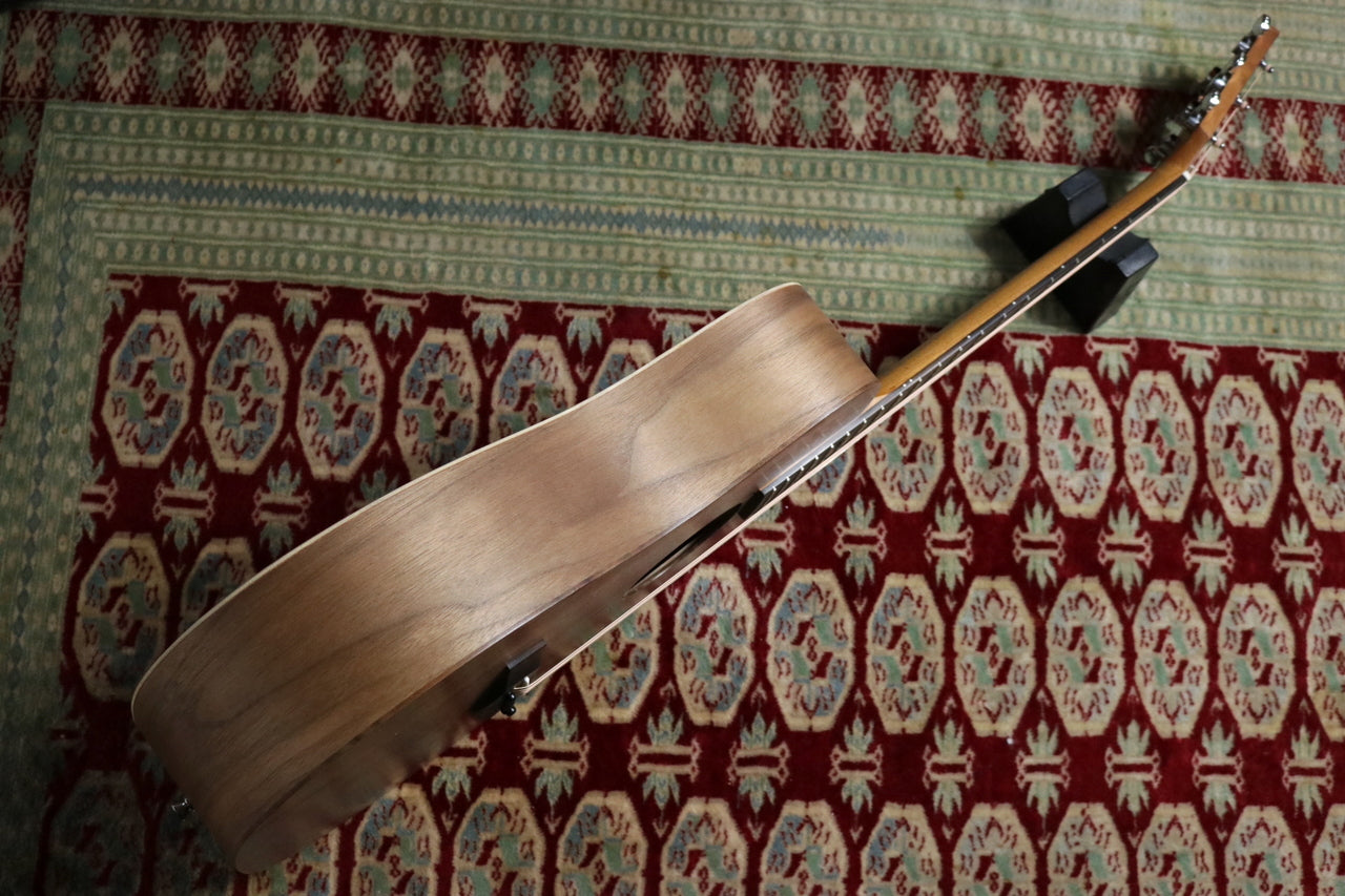 Taylor BBT (Big Baby Taylor) Walnut [Taylor certified repairman worker]