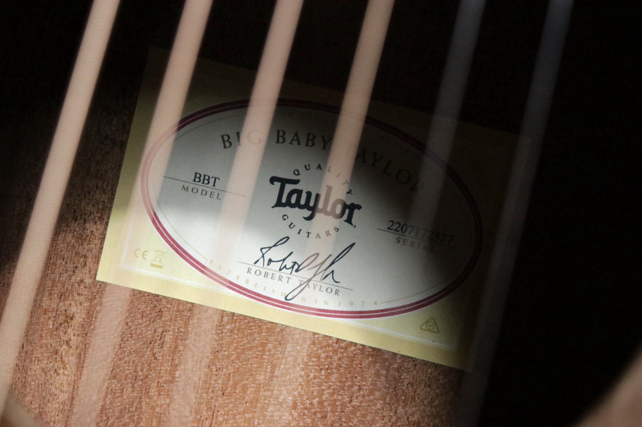 Taylor BBT (Big Baby Taylor) Walnut [Taylor certified repairman worker]