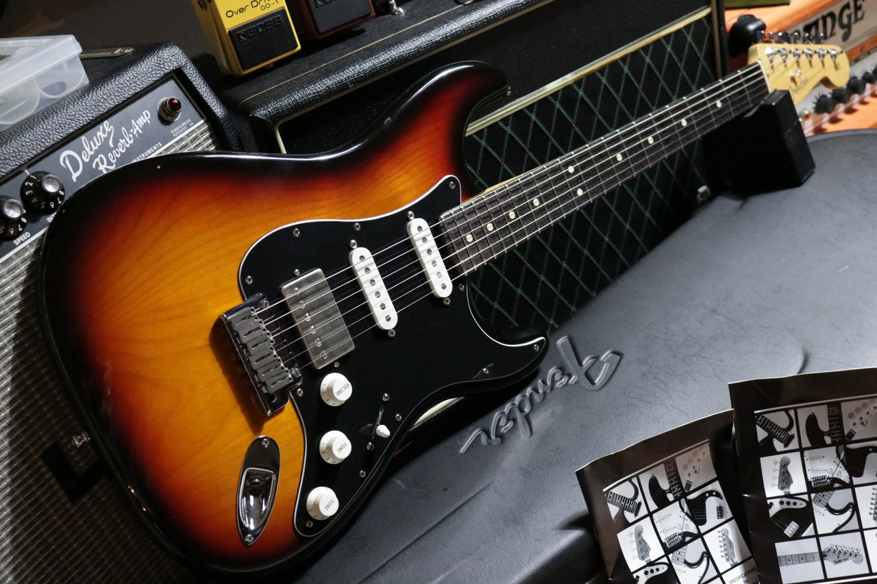 Fender American Standard Stratocaster SSH 2001 w/ Monty's Guitars Full Monty Pickups SSH Set
