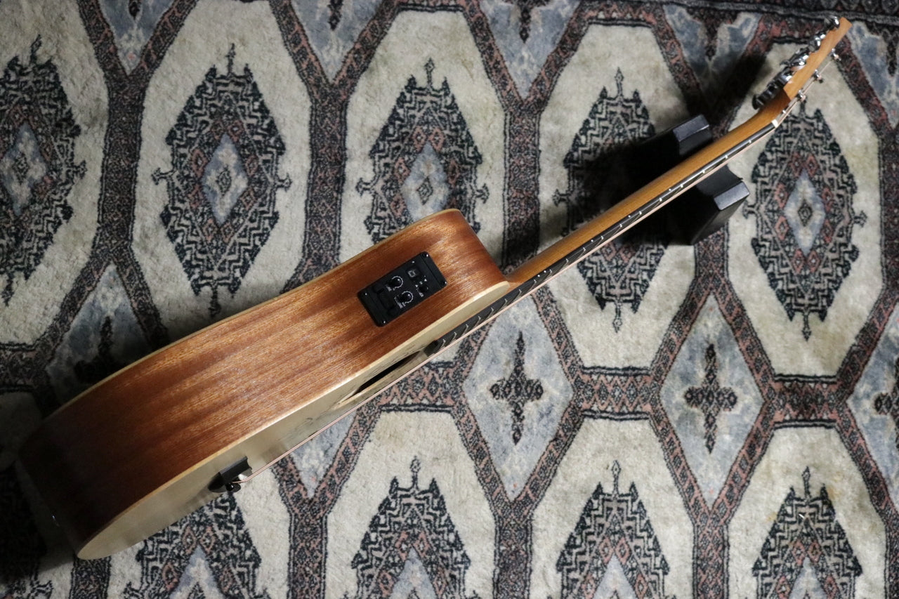 Taylor [Trial video included] TS-BTe (Taylor Swift Baby Taylor-e) [Taylor-certified repairman worker]