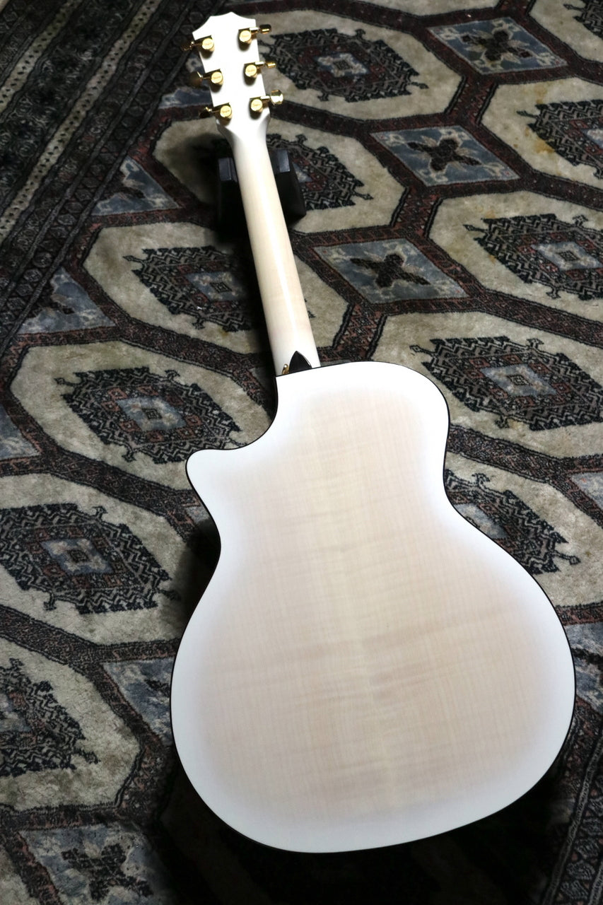 Taylor [Trial video available] 50th Anniversary 614ce LTD Trans White with Edgeburst [Taylor authorized repair man store]