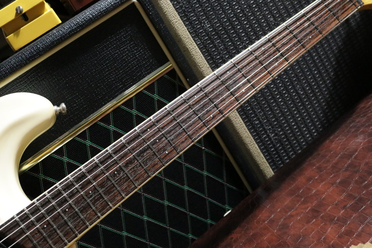 Mosrite Ventures Model Pearl White #1X99