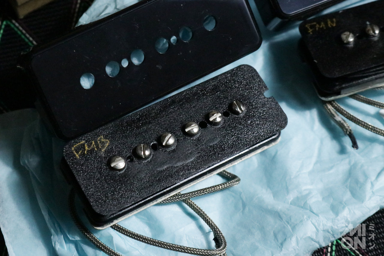 Monty's Guitars Full Monty P90 Soapbar Black Pickups Set