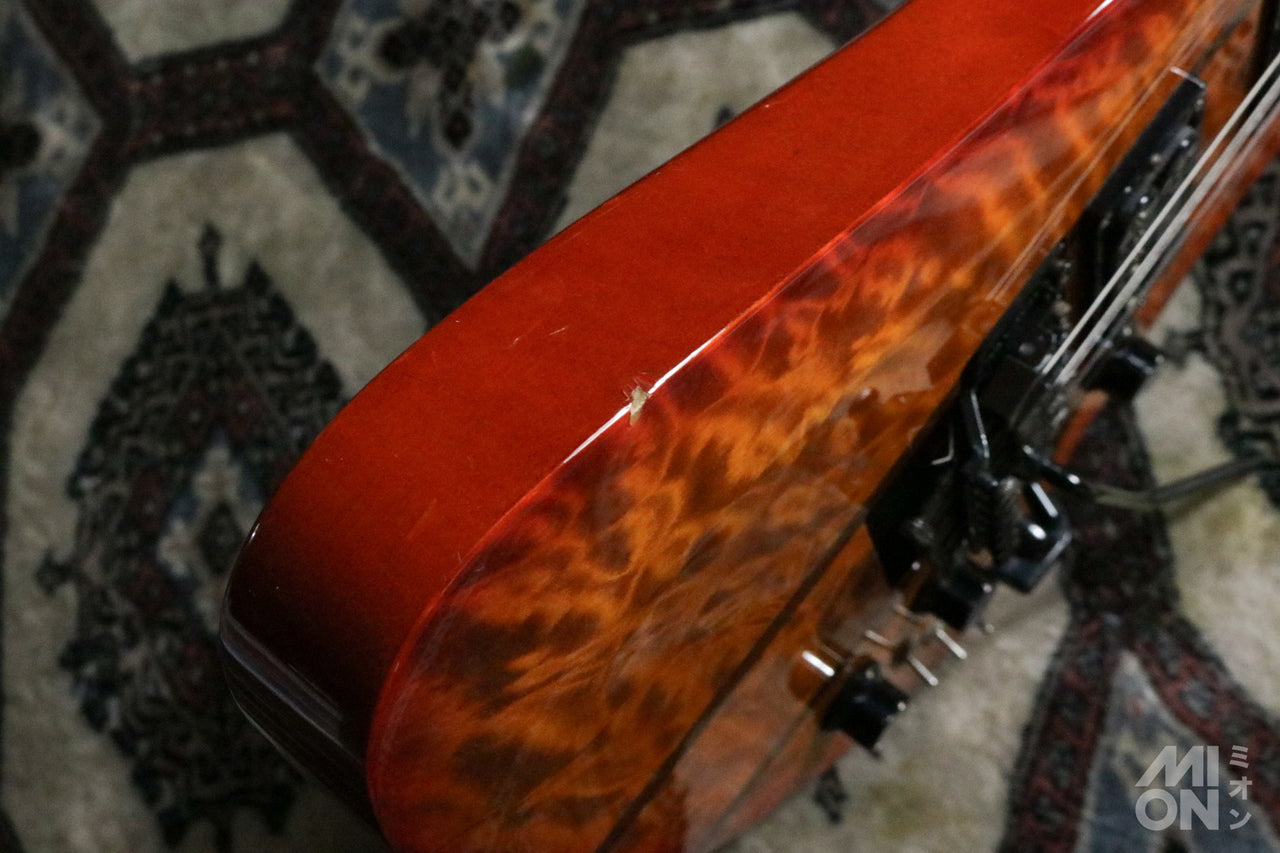 B.C.Rich Mockingbird ST Trans Honey Burst 2008