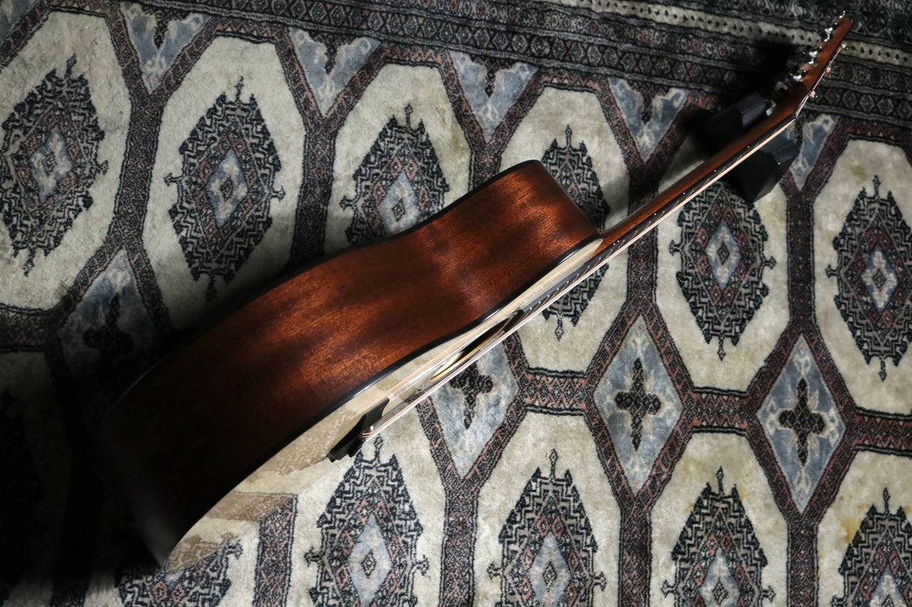 Taylor [Trial video available] 314ce V-Class [Taylor-authorized repair man staffed store]
