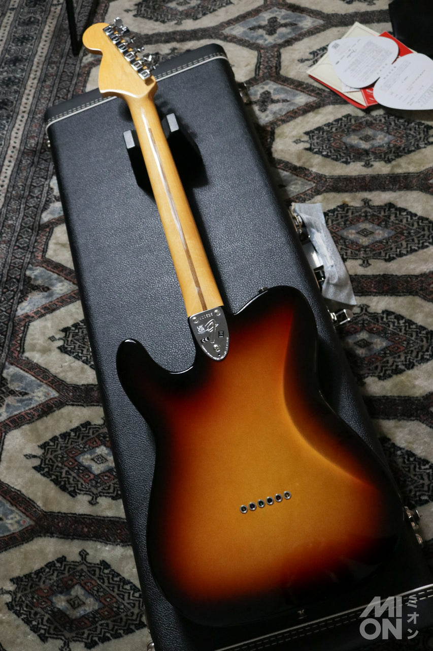 Fender American Vintage II 1975 Telecaster Deluxe 3-Color Sunburst 2022