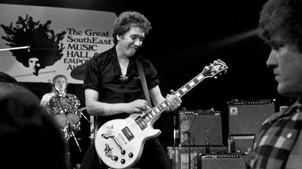 Steve Jones (2)