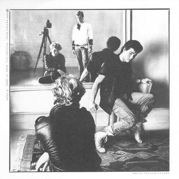 Hunting High And Low = ハンティング・ハイ・アンド・ロウ