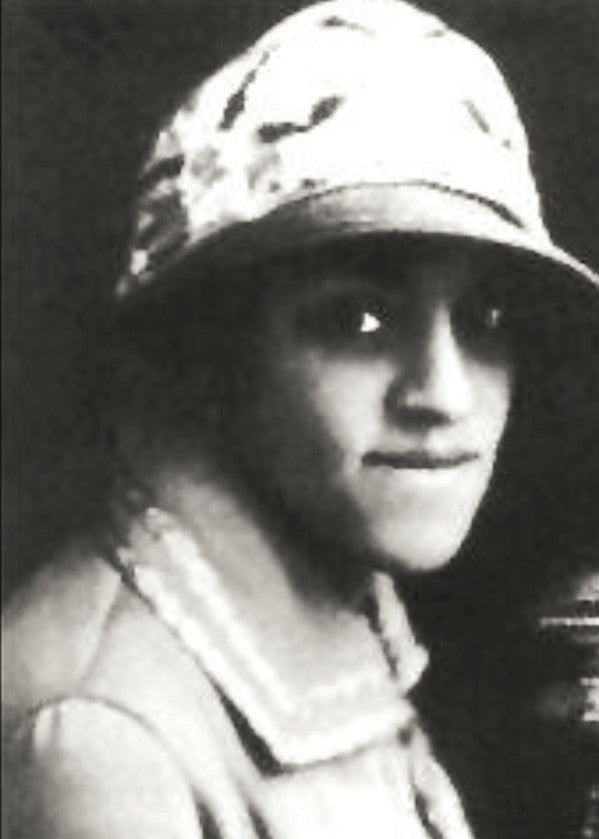 Eva Taylor