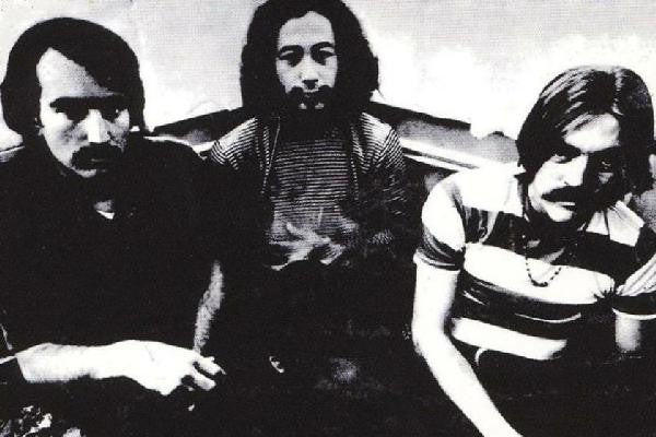 Aum (2)