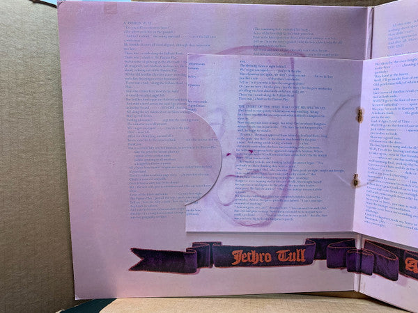 A Passion Play = パッション・プレイ