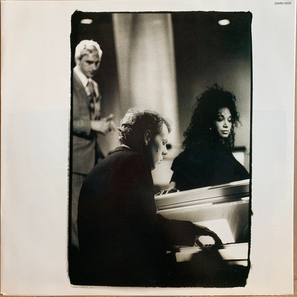 Confessions Of A Pop Group = コンフェッション・オブ・ア・ポップ・グループ