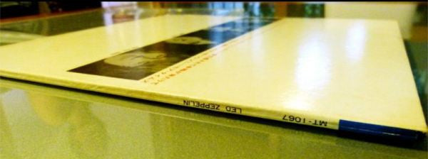 Led Zeppelin = レッド・ツェッペリン