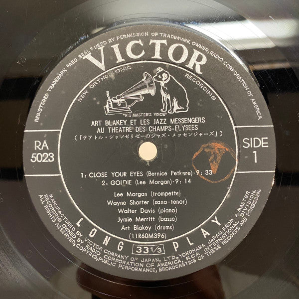 Au Théâtre Des Champs-Élysées