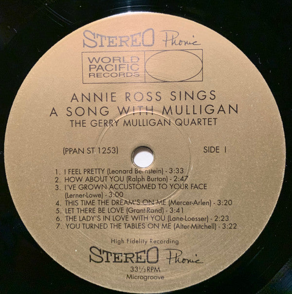 Sings A Song With Mulligan!