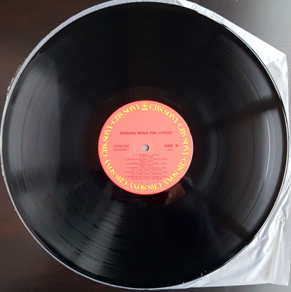 Dancing Mood For Lovers