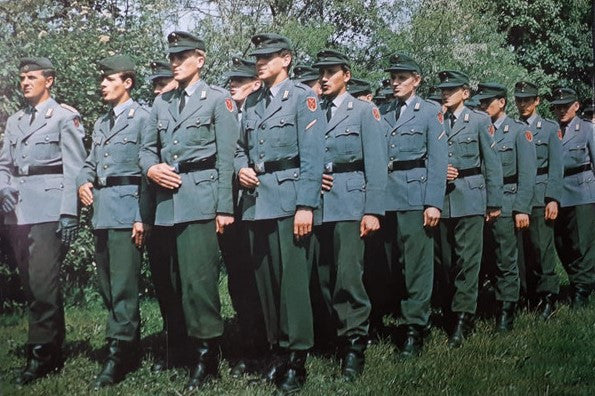 Ein Soldatenchor Des Lehr-Bataillons Der Heeresoffizierschule II, Hamburg