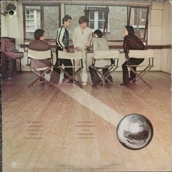 Release: Musical Chairs-Vinyl-US-1977-ST-11706-5830063