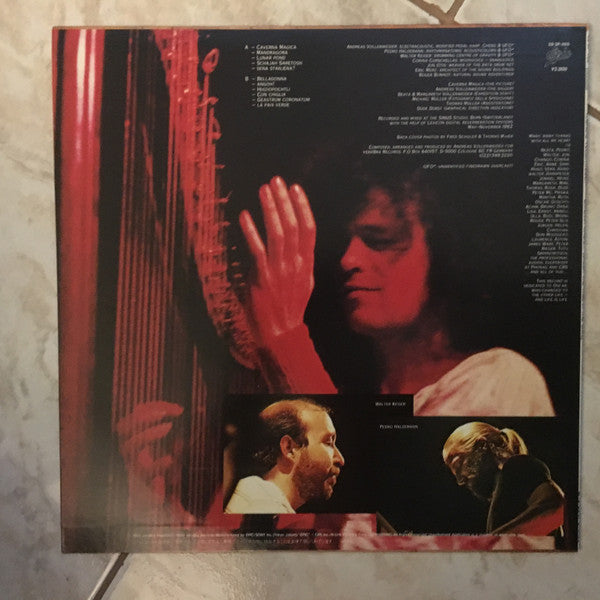 Caverna Magica (...Under The Tree - In The Cave...)