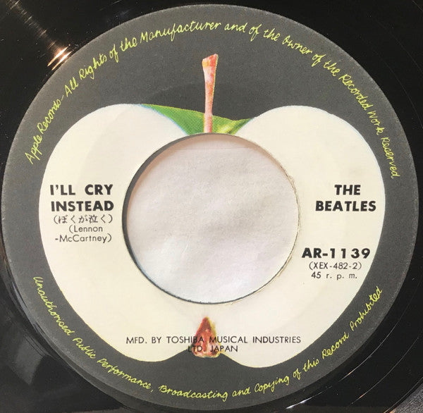 恋する二人 (I Should Have Known Better) / ぼくが泣く (I'll Cry Instead)