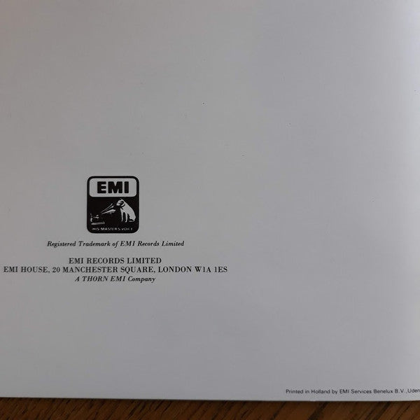 The Six Cello Suites (= 6 Suiten Für Violoncello = Les Suites Pour Violoncelle Seul)