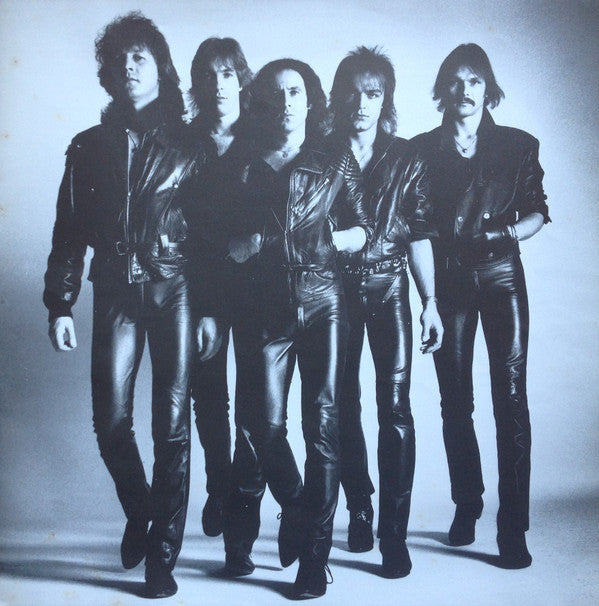 Love At First Sting = 禁断の刺青